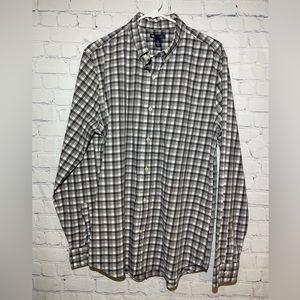 GAP slim fit size large black & white plaid